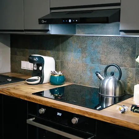 Apartament Center - Entresol&balcony - By Rentujemy Łódź